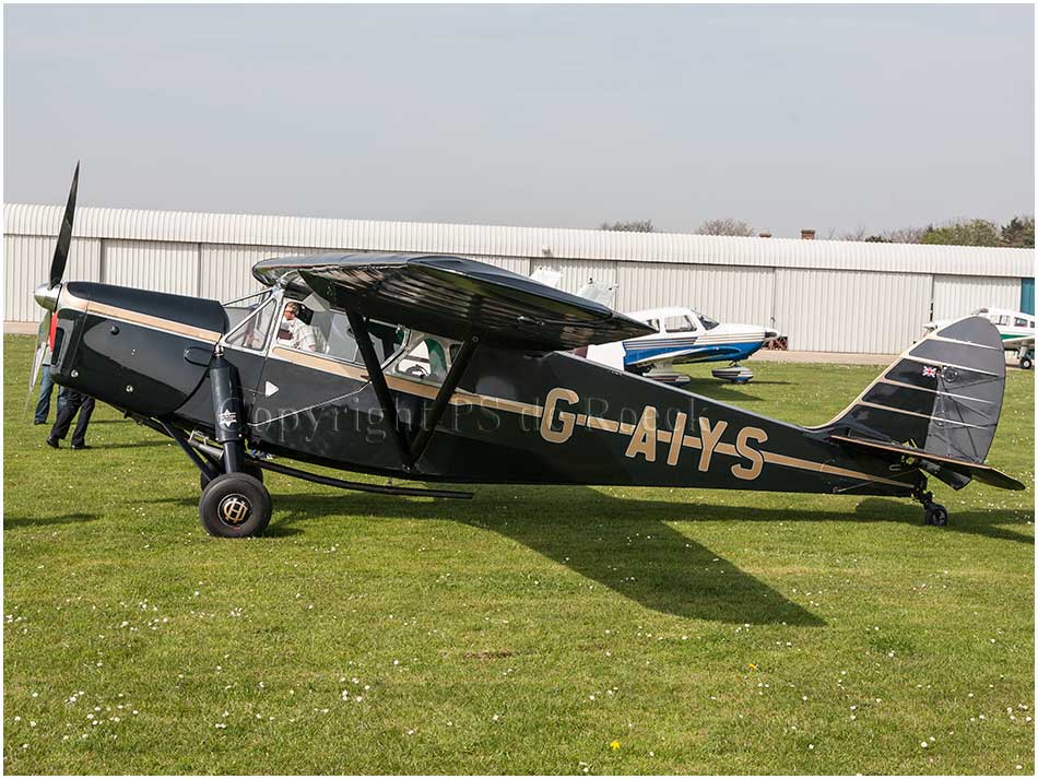 de Havilland Leopard Moth DH85